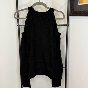 LA MIEL Off-the-Shoulder Black Sweater